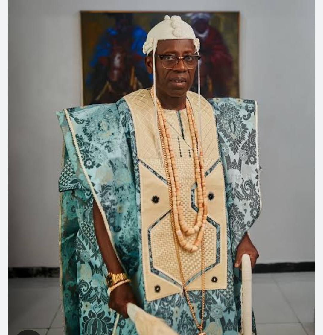 Akintade Felicitates Elerin of Erin-Ile on Birthday